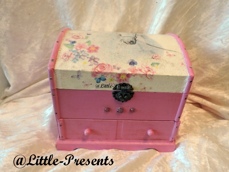 Rosa SchmucktruheMotiv - Pferd 🌸