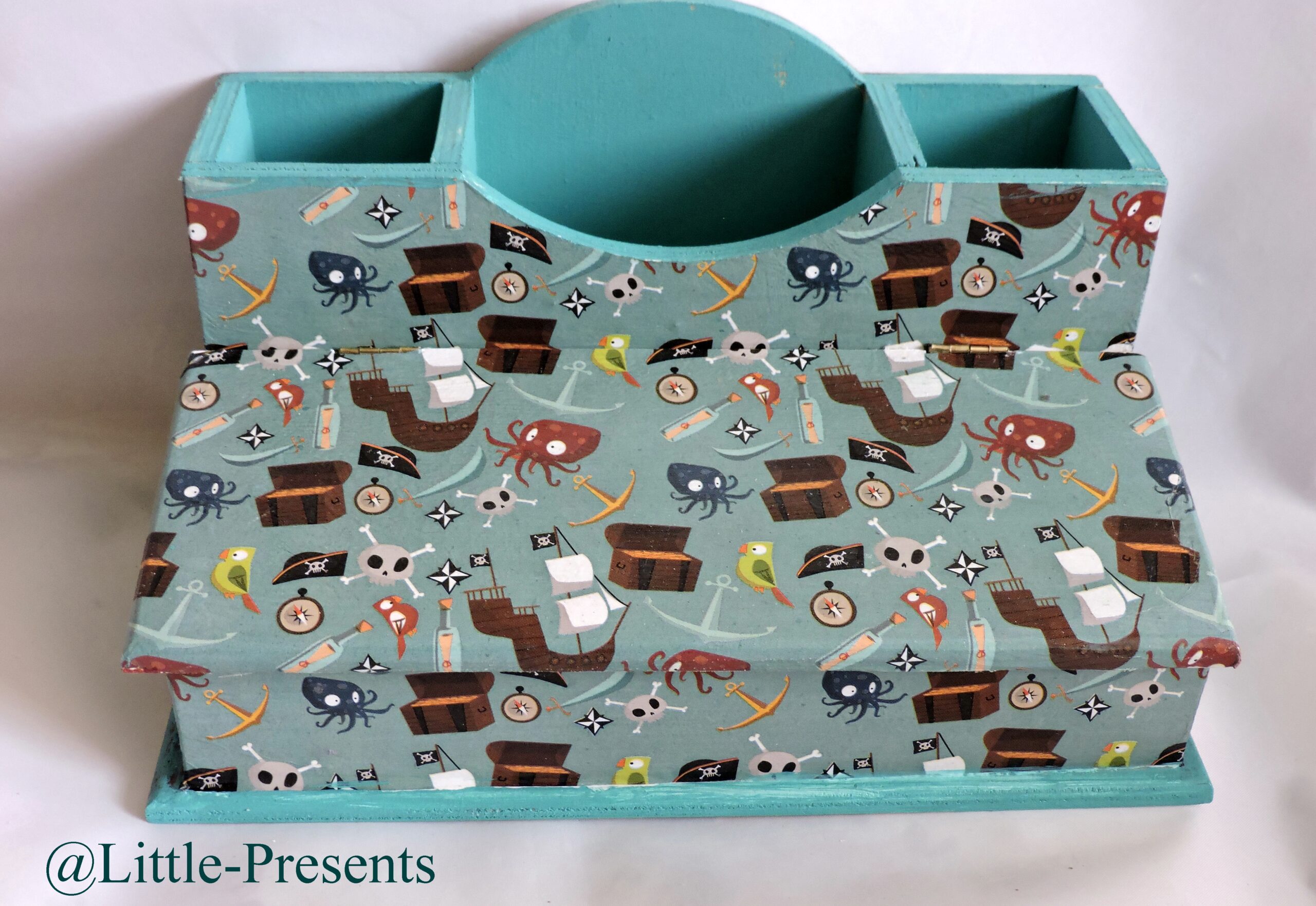 Piraten Stiftebox Türkis – Schreibtischutensilo
