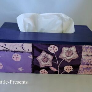Lila Tücherbox – Handgemacht im Decoupage-Stil