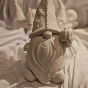 Keramik Wichtel mit Mütze – liebevoll gegossen